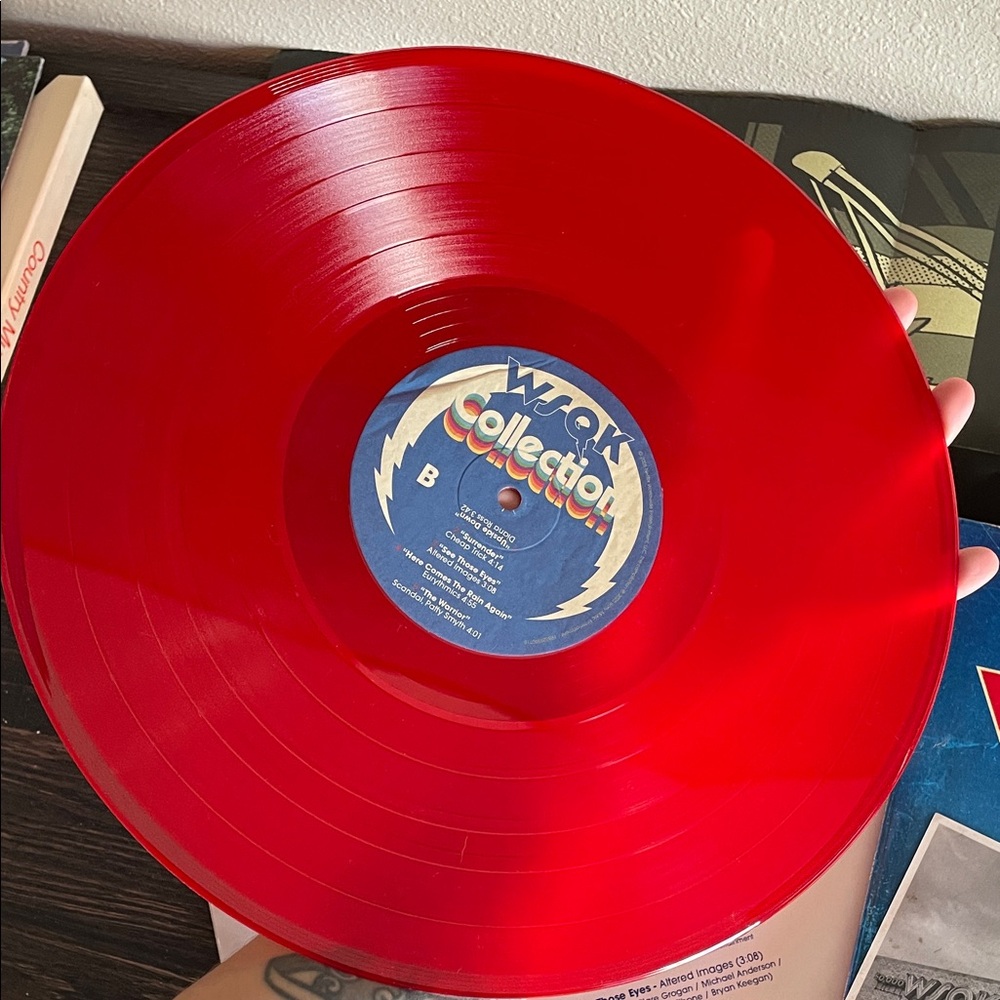 Stranger Things Vinyl Record WSQK Collection - Picture 4 of 7
